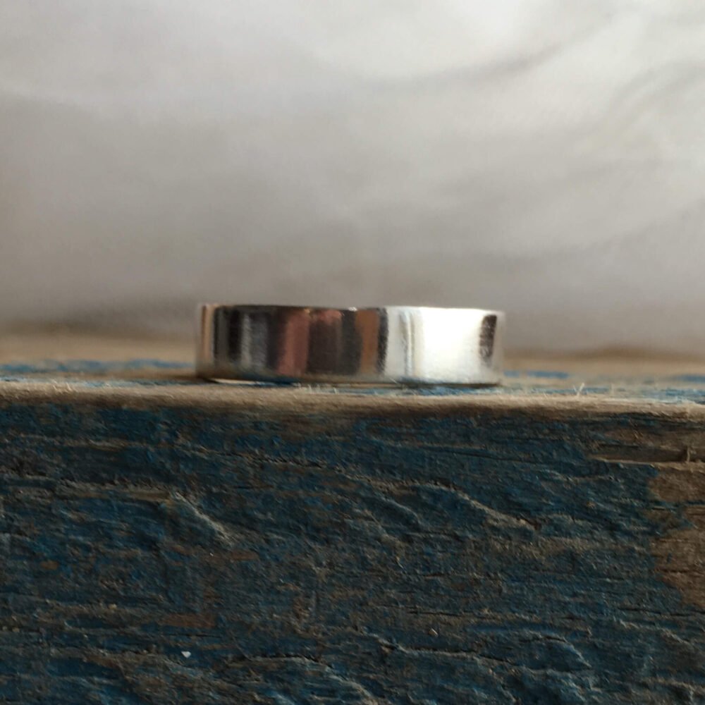 5 mm recycled silver lightweight band ring