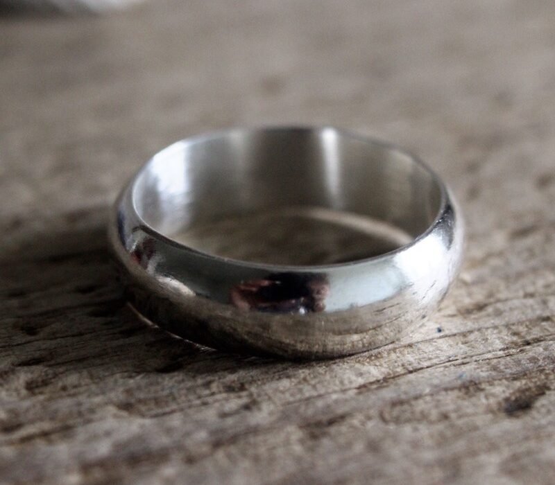 6mm D-shaped recycled silver ring