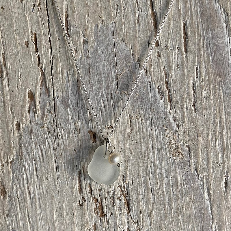White Sea glass with freshwater pearl
